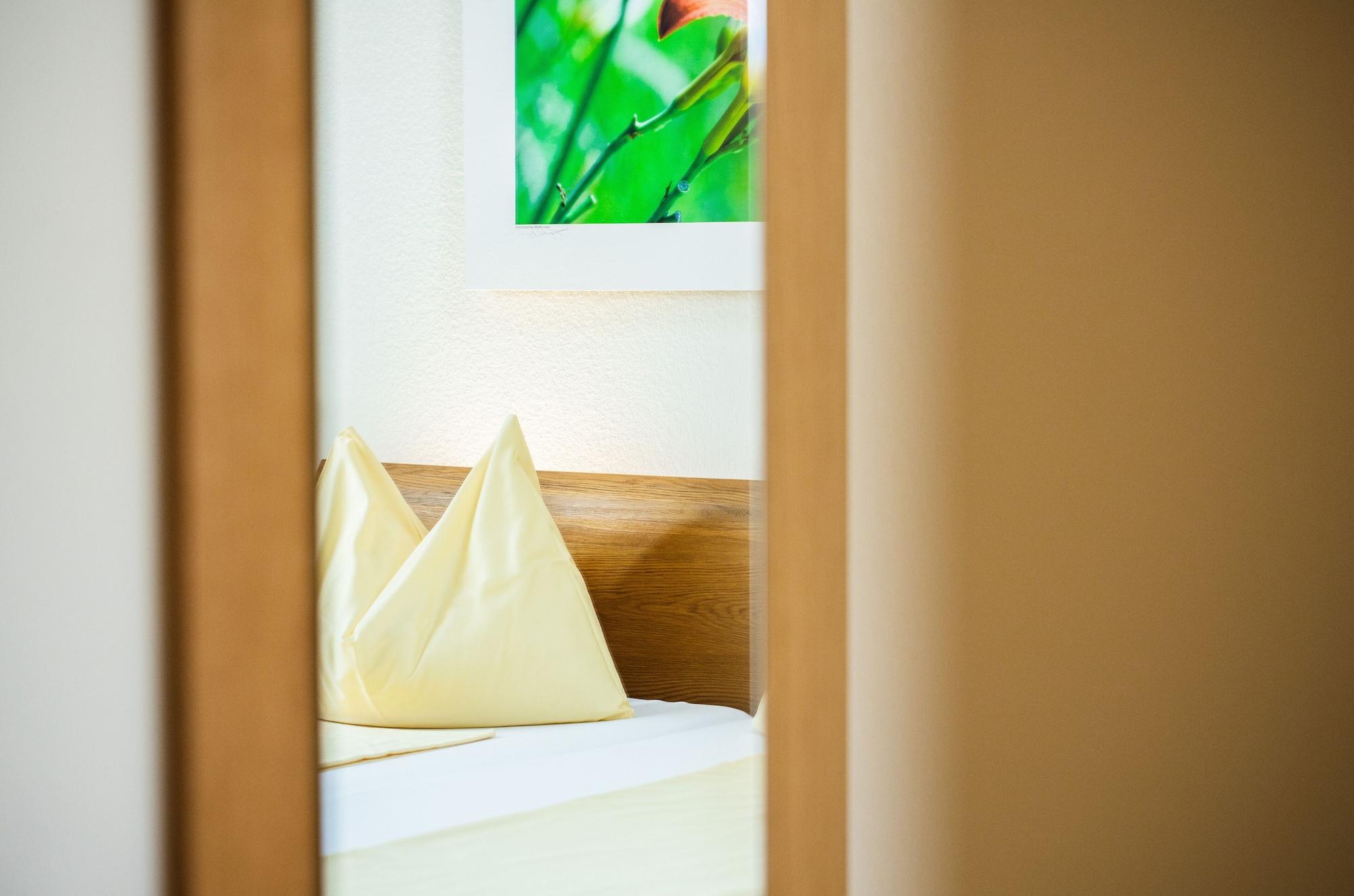 Odelya - Stadthotel Im Park Basel Ngoại thất bức ảnh